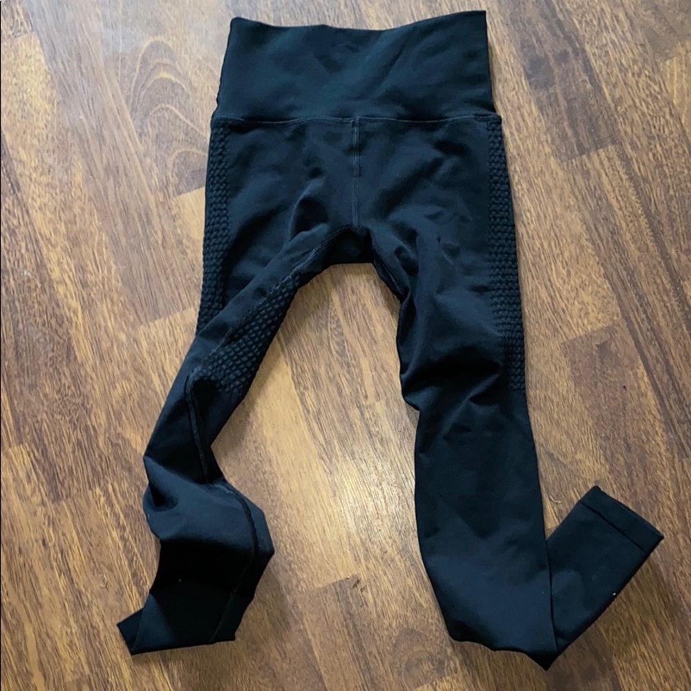 Alphalete Halo leggings size small